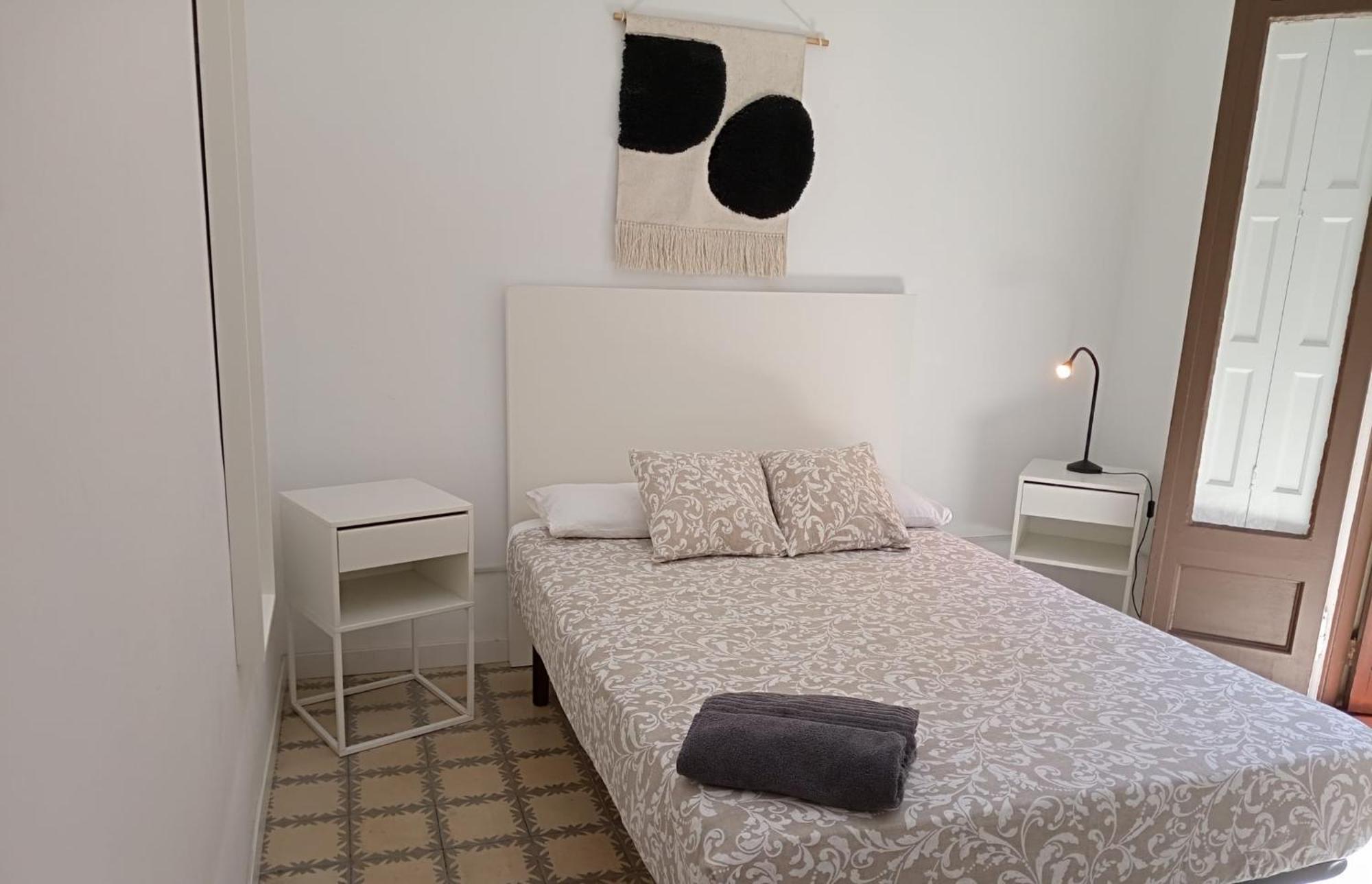 Amat Private Near Plaza Universitat Vandrerhjem Barcelona
